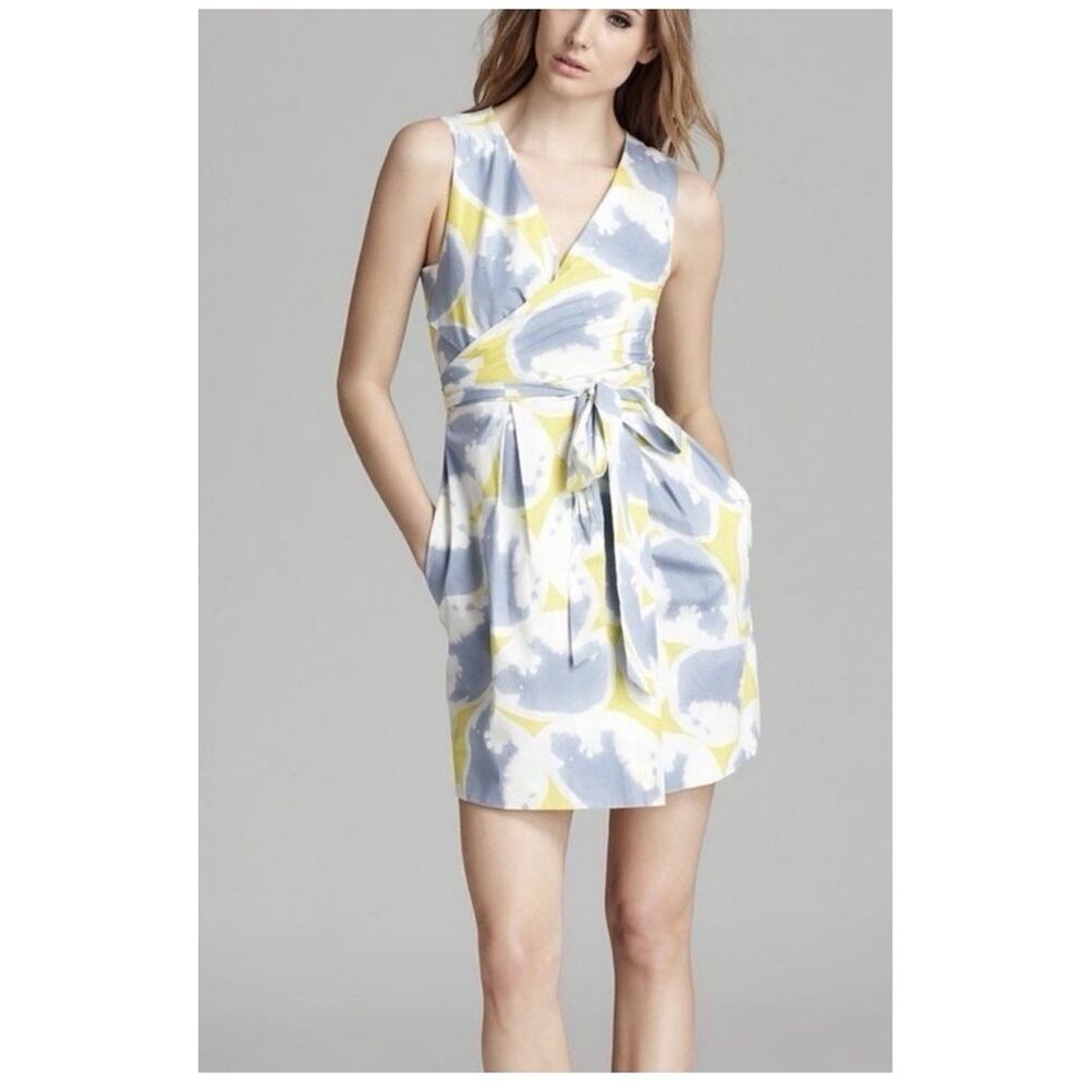 DIANE von FURSTENBERG CAROL ACID WATER YELLOW MINI DRESS - Size 6